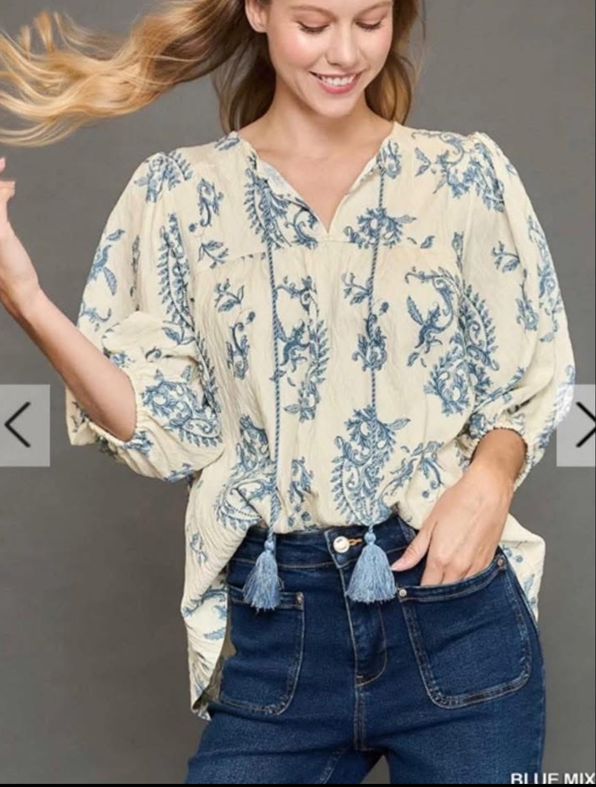 Umgee blue floral top