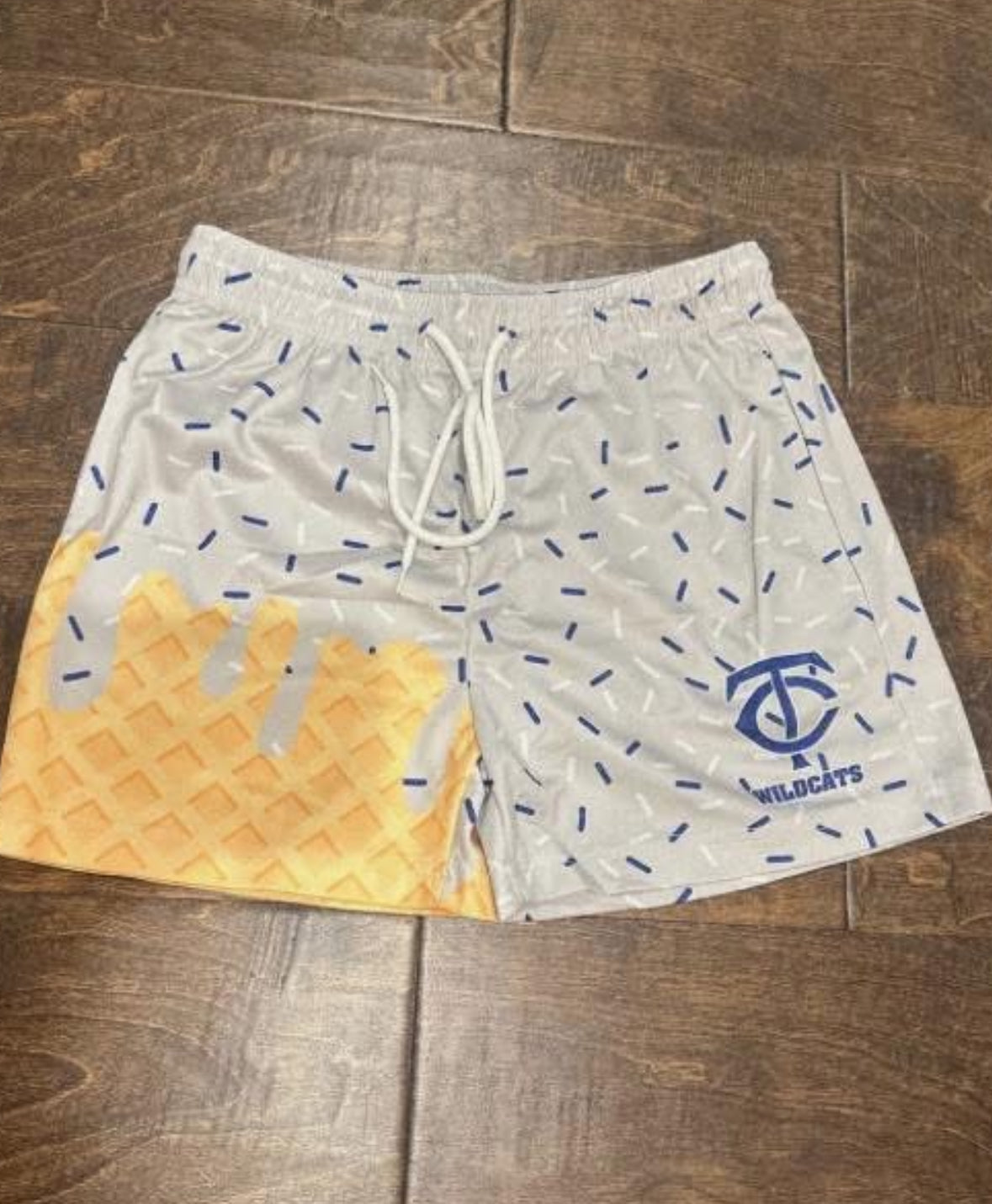 Boys TC gray drip shorts