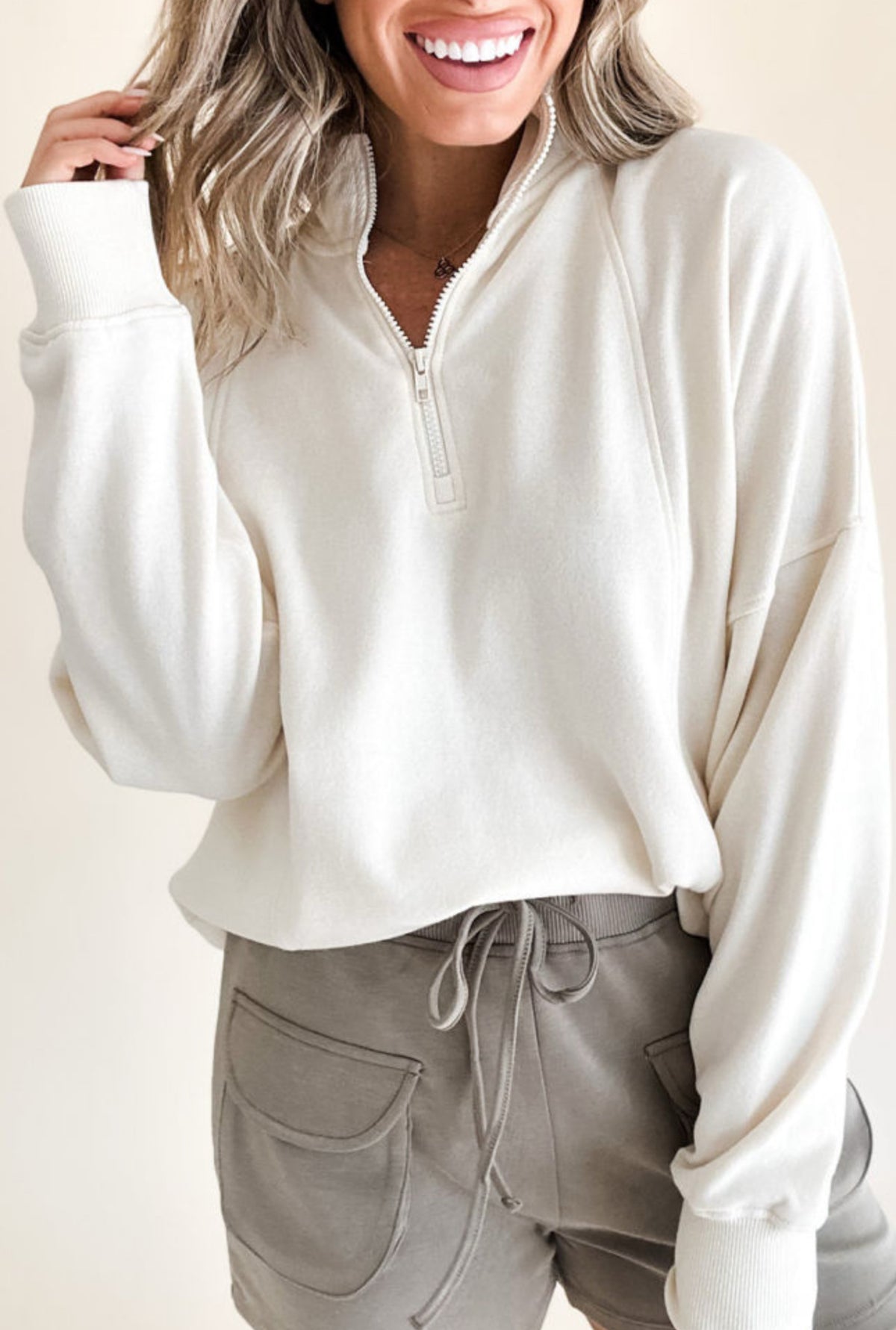 White Zipped Neck Pullover Sweatshirt