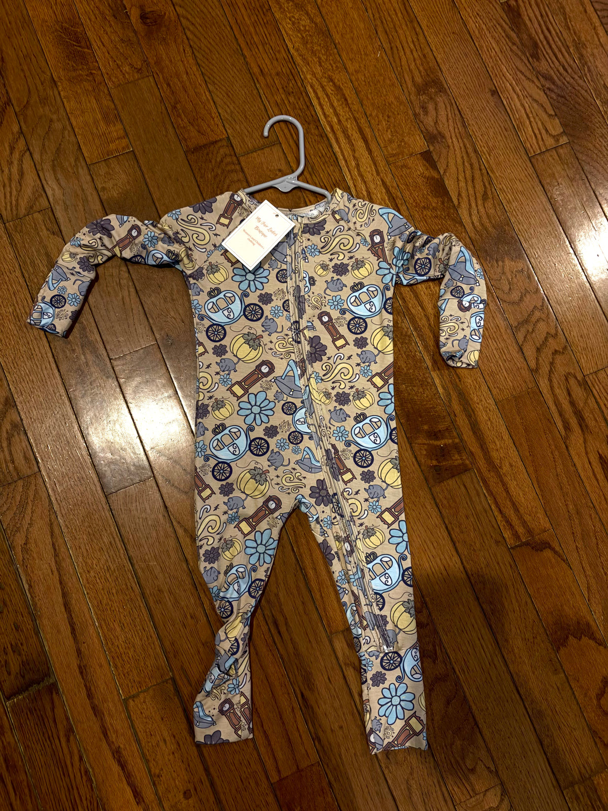 Cinderella bamboo zippy