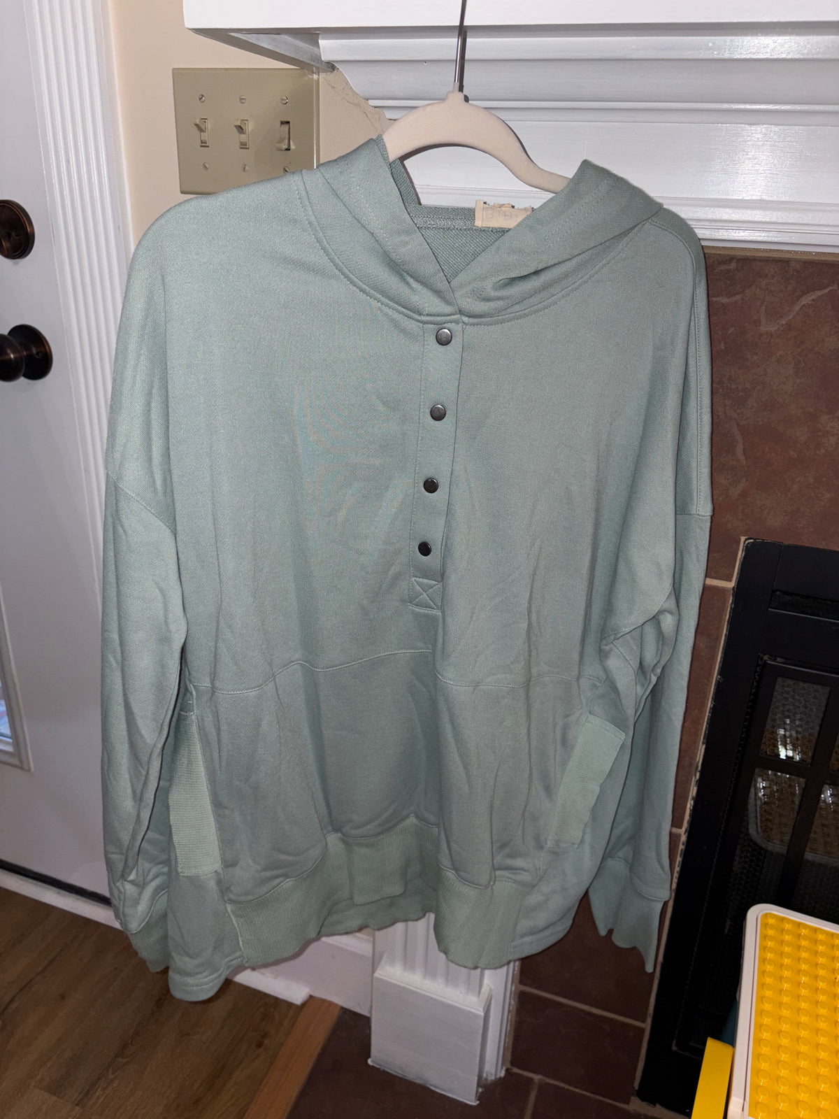 BiBi sage green hoodie